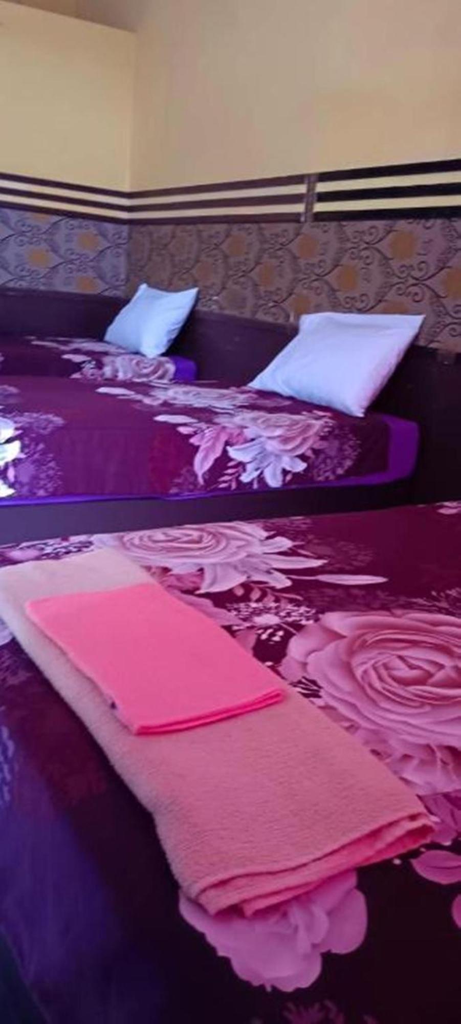 74 Guest House Hatrin Kültér fotó